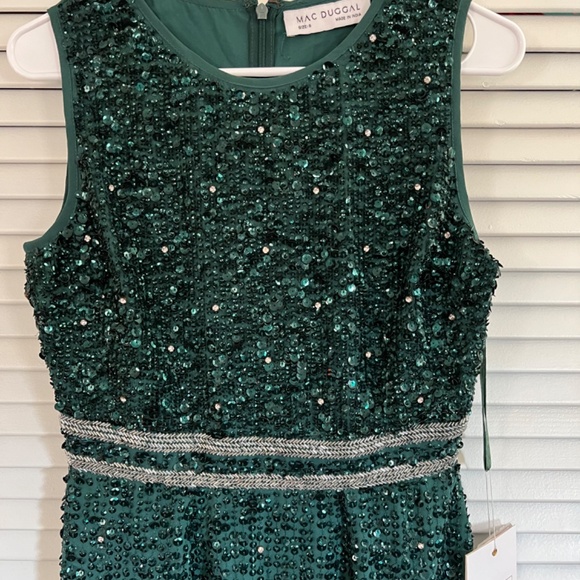 NWT Mac Duggal Sleeveless High Neck Beaded Midi Sheath Dress Deep Emerald - Picture 4 of 12